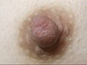 300人の乳首 第1集　サンプル画像07